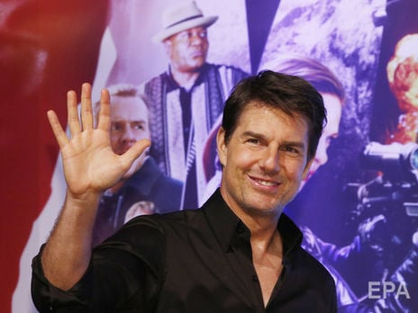 Том Круз приехал в Киев и спустился в метро