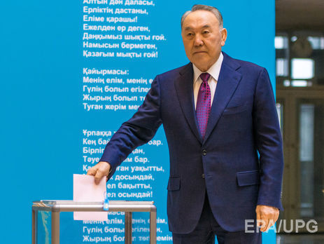 Назарбаев: Казахстанцы не хотят повторения украинских событий, я это знаю