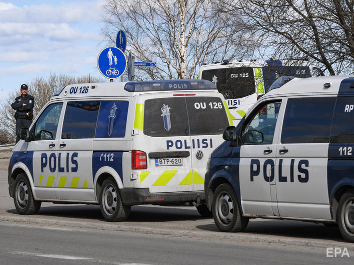 В Финляндии студент колледжа напал на учащихся и преподавателя с мачете, один человек погиб, 10 ранены