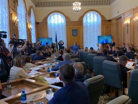 Законопроект Ткаченко поддержали 20 членов комитета