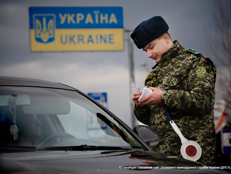 Госпогранслужба: Пассажиропоток на украинской границе значительно вырос в преддверии праздничных дней