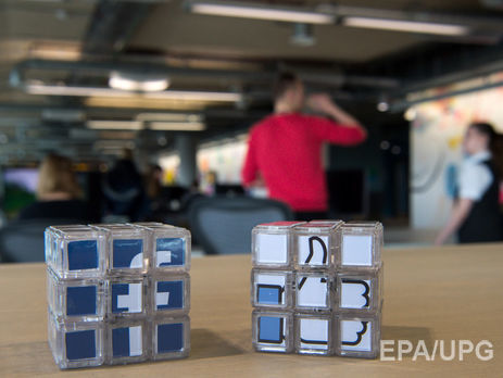 Экс-сотрудники Facebook: Соцсеть игнорирует новости консервативных изданий США