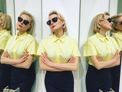 Литвинова отпраздновала День Победы с Земфирой