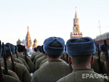 Российские власти предлагают снизить доходы граждан, чтобы вывести страну из кризиса