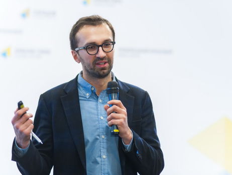 Лещенко: Сегодня группа неизвестных провела под Радой пикет с обвинениями меня в педофилии