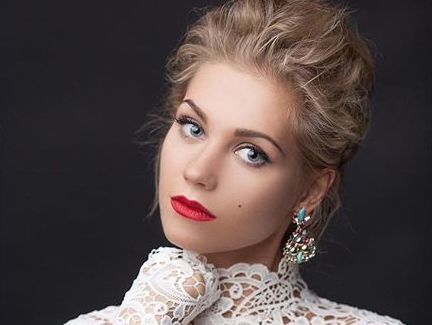 Асмус показала свою сестру Карину