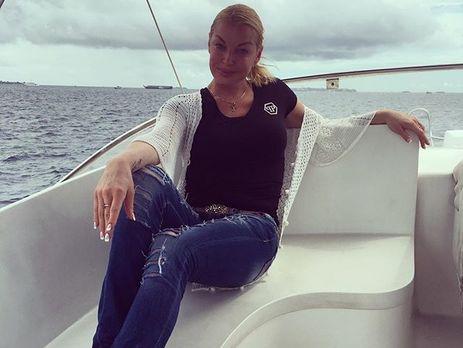 Партнер Волочковой по сцене Багов ушел из театра 