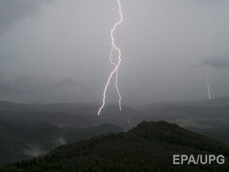 Во Львовской области от удара молнии погиб пастух
