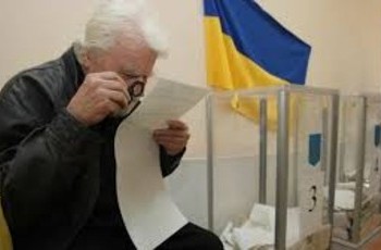 Рада приняла закон, позволяющий Луценко возглавить Генпрокуратуру