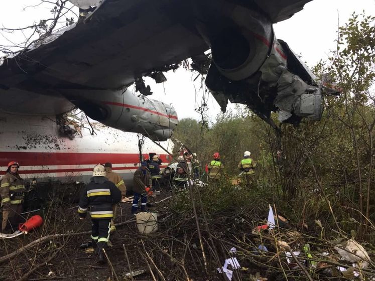 В результате аварии транспортного Ан-12 подо Львовом погибло пять человек