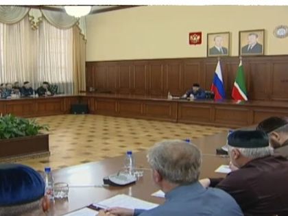 Кадыров заявил о смене руководства района, в котором сожгли дом жаловавшегося на власти местного жителя