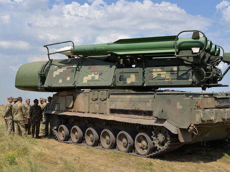 Зенитные войска Украины проводят учения с боевой стрельбой