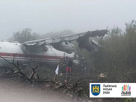Авария Ан-12 подо Львовом: состояние трех пострадавших стабильное, угрозы жизни нет