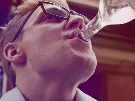 В Санкт-Петербурге запускают алко-экскурсию по маршруту клипа 