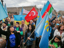 В украинском Крыму может быть крымскотатарская автономия, в Польше ловят российских шпионов. Главное за день