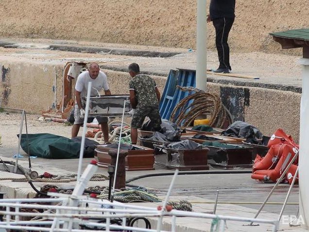 Поблизу італійського острова затонуло судно з мігрантами, загинуло щонайменше 13 людей
