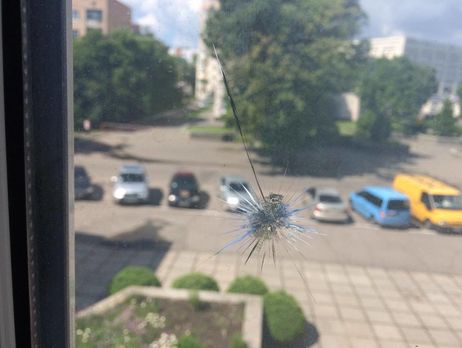 Неизвестные обстреляли помещение апелляционного суда Черкасской области