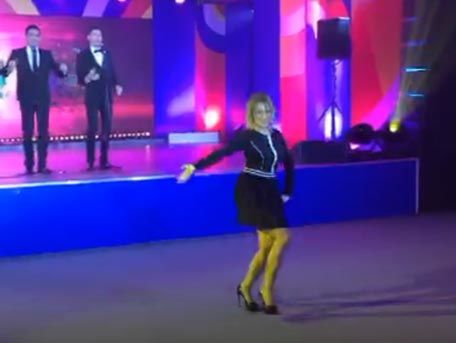 Спикер МИД РФ Захарова сплясала "Калинку" на саммите в Сочи. Видео