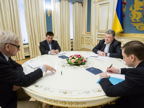 Бильдт на встрече с Порошенко: Успех Украины является очень важным не только для украинцев, но и для всего мира