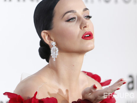 Блум, Пэрри, Турман, Хилтон посетили amfAR Gala в Каннах. Фоторепортаж