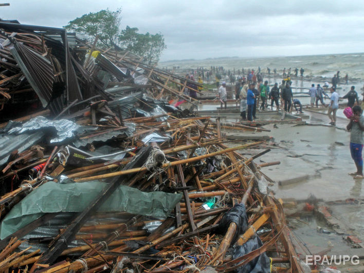 В Бангладеш бушует тропический циклон "Роану": погибли 20 человек