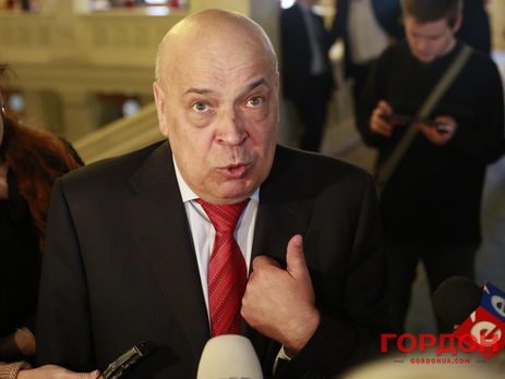 Москаль: Сигареты как дипгруз пытался вывезти муж первого секретаря посольства в Словакии