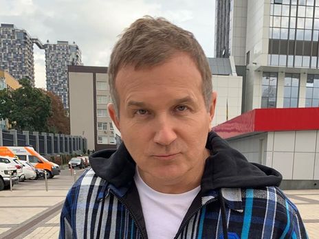 Горбунов поделился снимком занятия йогой