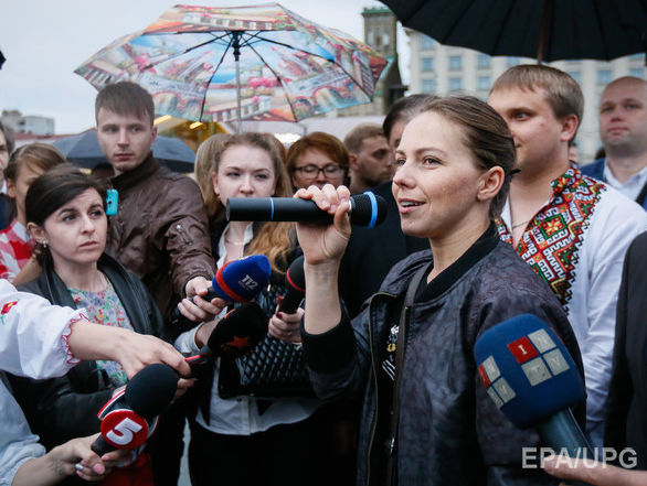 Вера Савченко: Сейчас адвокатам желательно просто молчать и сообщать, как протекает процедура