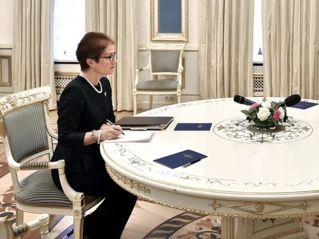 Йованович отстранили от должности посла после отказа лично просить украинских чиновников о расследовании дела Байденов – СМИ