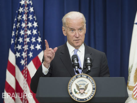 Байден поздравил Савченко с возвращением домой