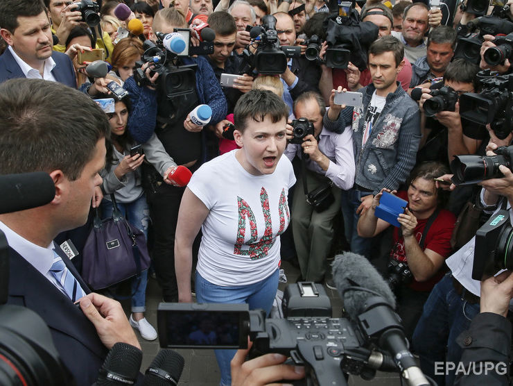 Савченко: Говорят, что про журналистов нельзя говорить плохо. Вы же как шакалы!