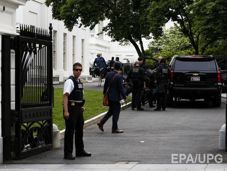 Белый дом оцепили силовики из-за обнаружения подозрительного предмета