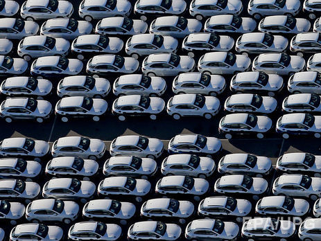 Рада до 2019 года снизила акцизы на подержанные автомобили