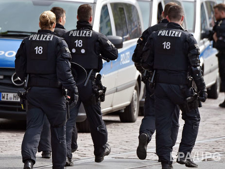 В немецком Дармштадте 26 женщин пожаловались на сексуальные домогательства со стороны мигрантов