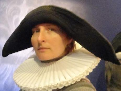 Художница Скоропаденко представила в Брюсселе экспозицию 