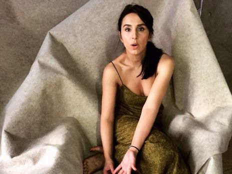 Джамала показала бэкстейдж-снимки своей фотосессии для Elle. Фоторепортаж