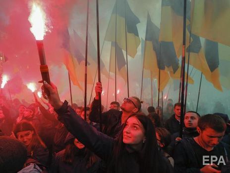 В Киеве прошло несколько массовых акций, ЕС продлил санкции против РФ из-за отравления Скрипалей. Главное за день