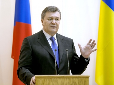 Янукович: Я остаюсь не только единственным президентом, но и верховным главнокомандующим