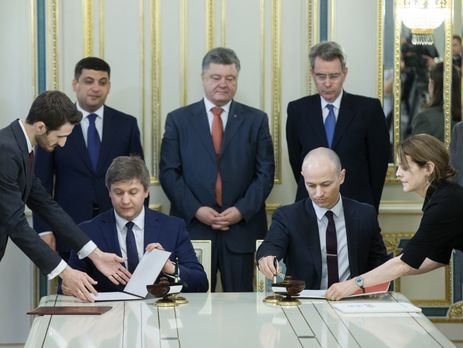 Украина и США подписали соглашение о кредитных гарантиях на $1 млрд