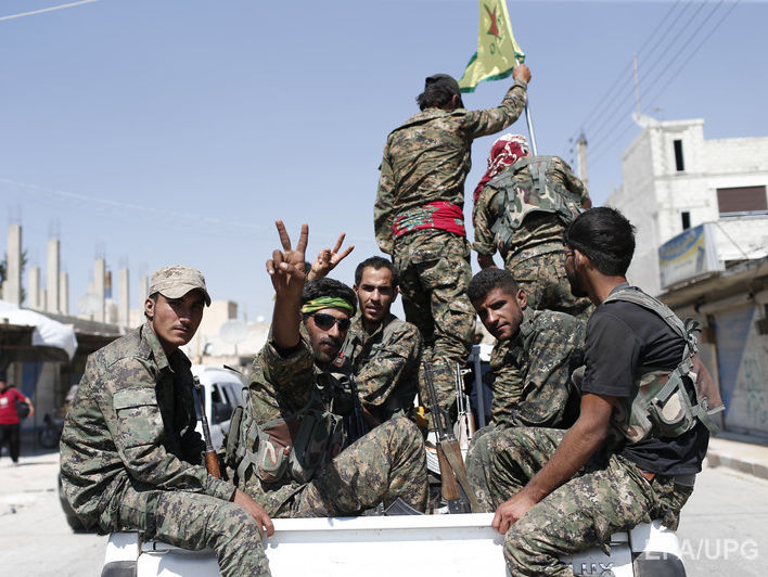 Сирийские войска атакуют позиции ИГИЛ в провинции Ракка