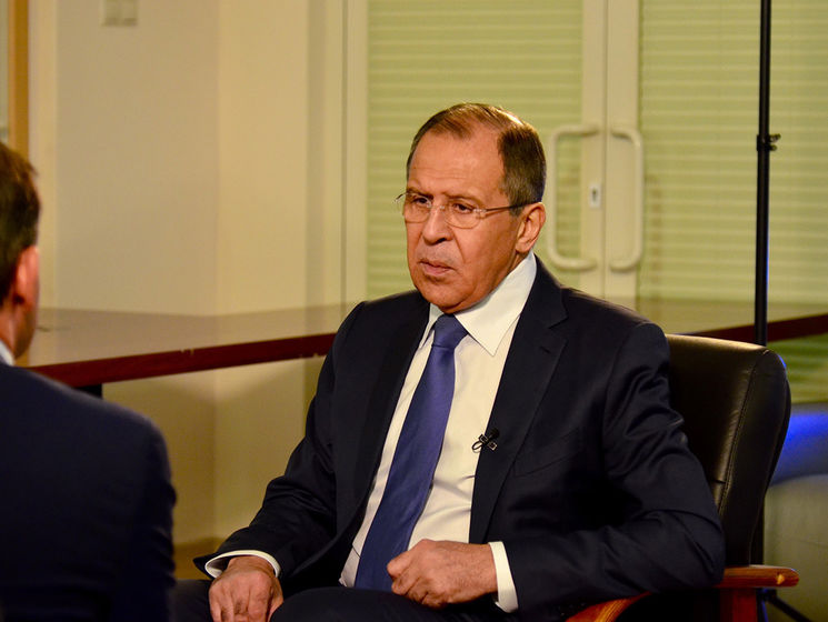Лавров заявил о готовности России согласиться на вооружение наблюдателей ОБСЕ