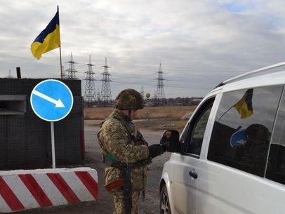 Погранслужба: В Донецкой области боевики обстреляли три контрольных поста