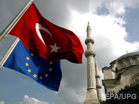 Турецкие власти намерены продолжить диалог с ЕС