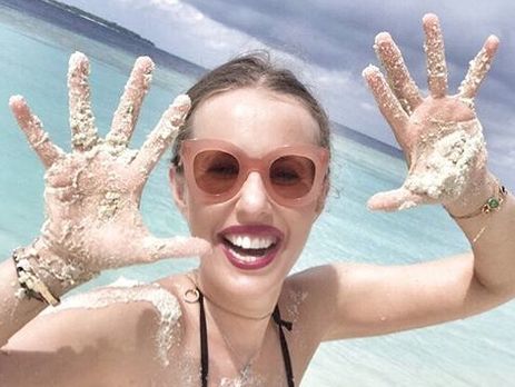 Собчак вышла на сцену премии 