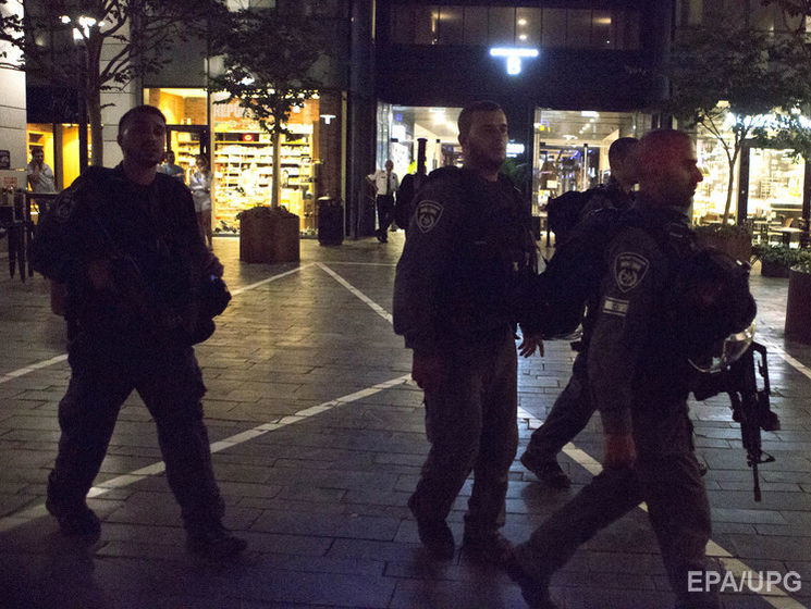 После стрельбы в Тель-Авиве полицейский случайно приютил у себя террориста &ndash; СМИ