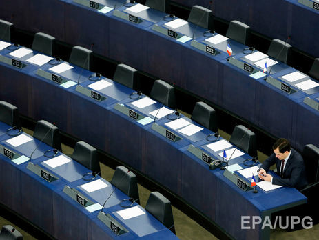 FT: Санкции против России продлят еще на полгода, несмотря на признаки смягчения настроений в ЕС