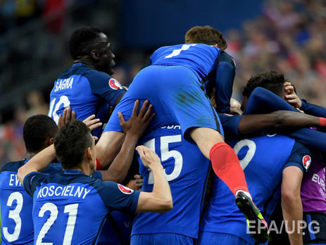 Франция обыграла Румынию в стартовом матче Евро 2016. Фоторепортаж