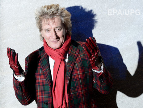 Рок-музыкант Род Стюарт стал рыцарем Британской империи