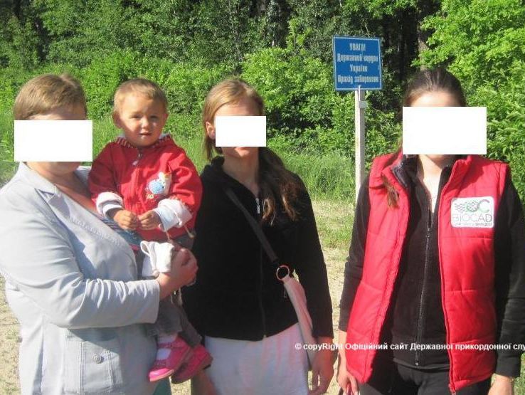 Госпогранслужба: Россиянки пытались вывезти из Украины двухлетнего ребенка