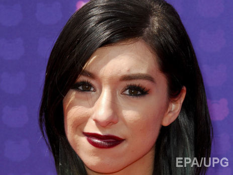 В США злоумышленник смертельно ранил певицу и застрелил себя